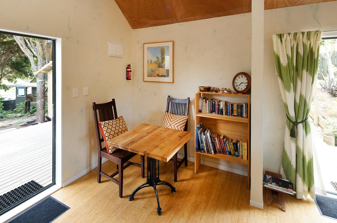 Wai-Knot Accommodation Onetangi المظهر الخارجي الصورة